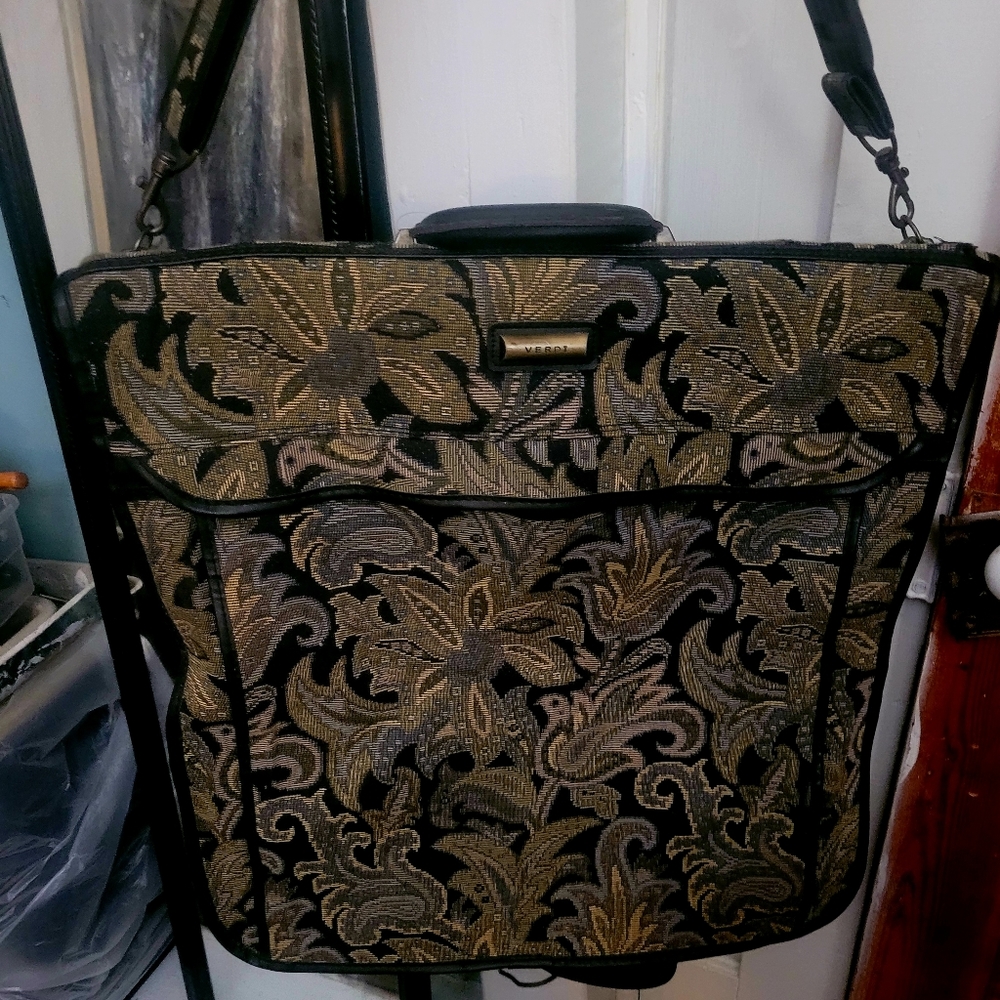 Verdi Floral Garment Luggage Suitcase! Like New!